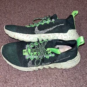 Nike Space Hippie Size 11